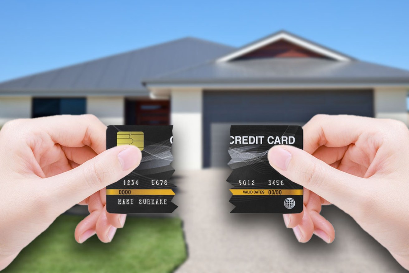 Australians have responded to lockdowns by paying down credit card debts.