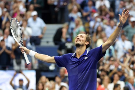 Djokovic melts down as Medvedev takes US Open