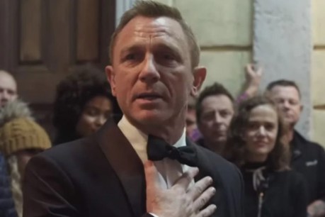 Daniel Craig farewells James Bond cast and crew
