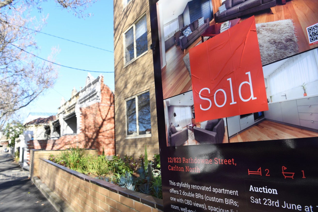 Despite pressures on family budgets, few Australians have fallen behind on mortgage repayments.