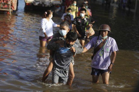 Seven dead as floods worsen in north-eastern Thailand