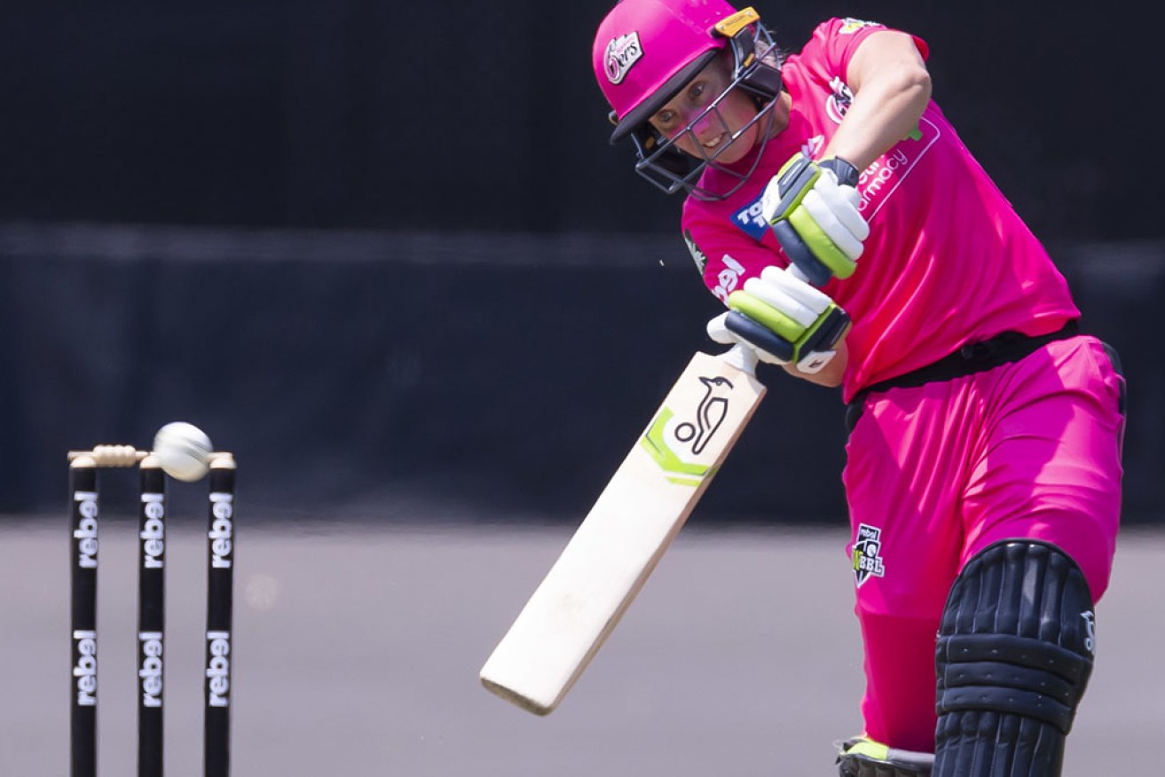 Alyssa Healy has smashed a 24-ball half-century in the Sixers' opening WBBL win over the Stars.