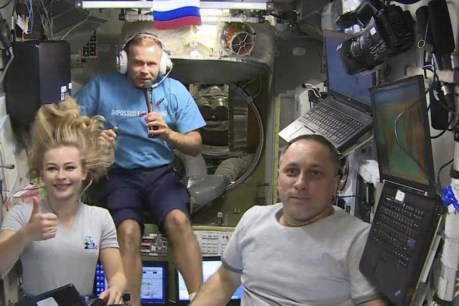 Russian filmmakers land after 12-day space shoot
