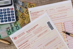 Refund warning as tax deadline looms