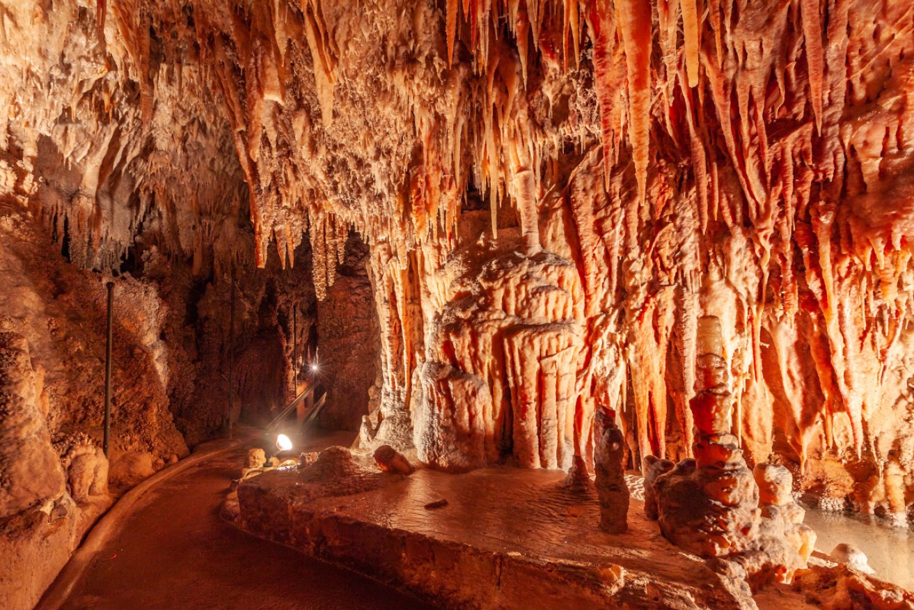 Police say stalactites and stalagmites in this cave in Kosciuszko National Park were broken by vandals.