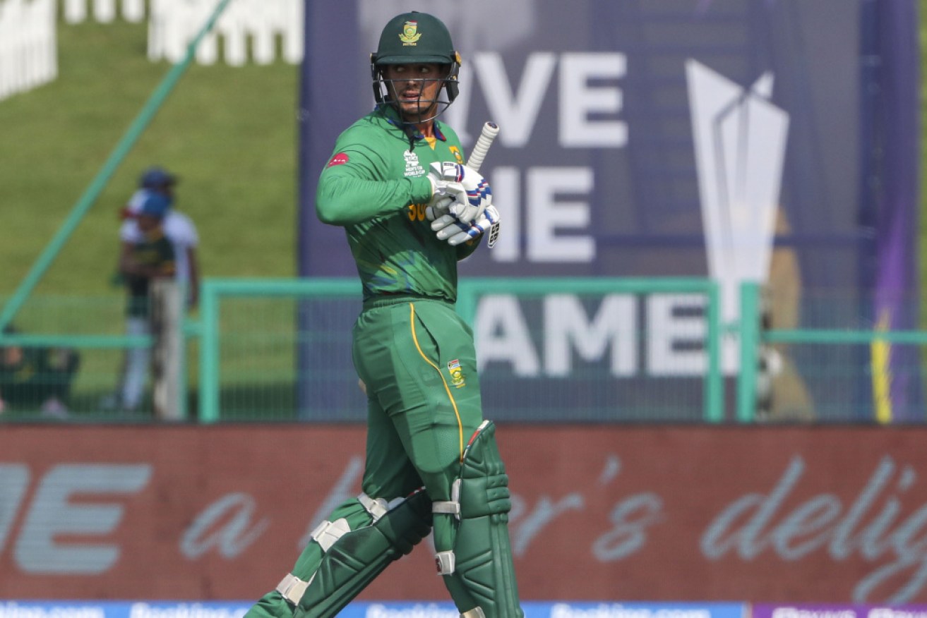 Quinton De Kock has apologised for pulling out of a T20 World Cup match when ordered to take a knee.