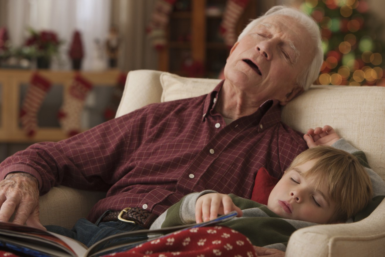The cognitive abilities of toddlers and older people benefit from a nap. 