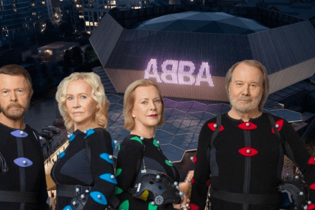 ABBA eye return to Oz -- in virtual form, that is