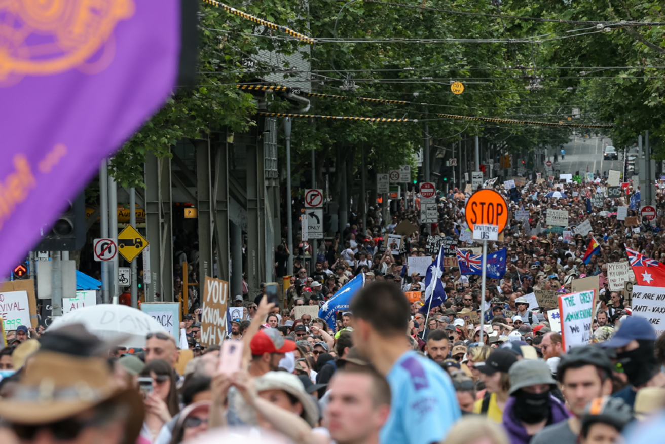 Thousands of protesters take their case against vaccines and public emergency laws to Melbourne's streets.