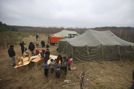 EU broadens Belarus sanctions as migrant crisis deepens