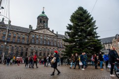 Dutch govt drops last coronavirus measures