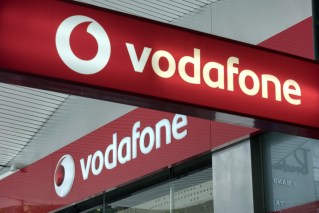 Vodafone back online after outage causes chaos