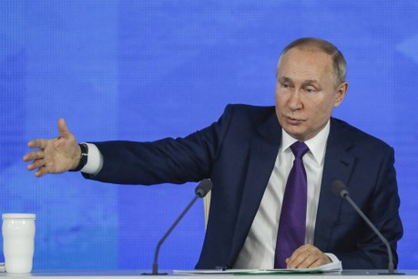 Vladimir Putin urges West to offer security guarantees over Ukraine