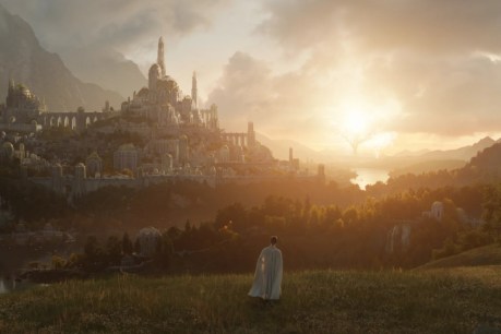 Details emerge of Amazon’s <i>Lord of the Rings</i>