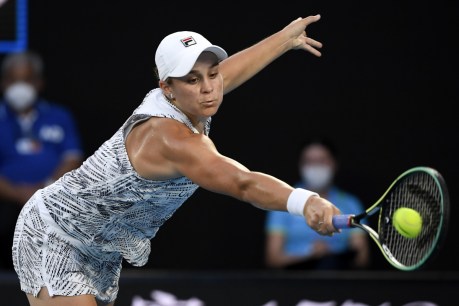 Unobtrusive Barty eases into last four
