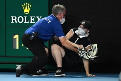 Protester disrupts Australian Open final