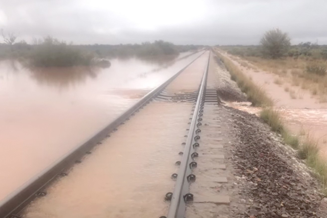 Crucial rail links to the Northern Territory and Western Australia may be out of action for a fortnight.