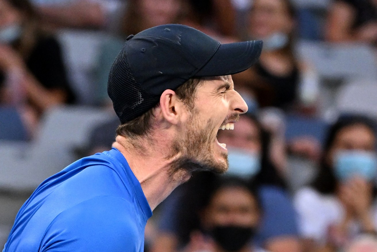 Andy Murray is to give the clay court season, including the French Open, a miss.