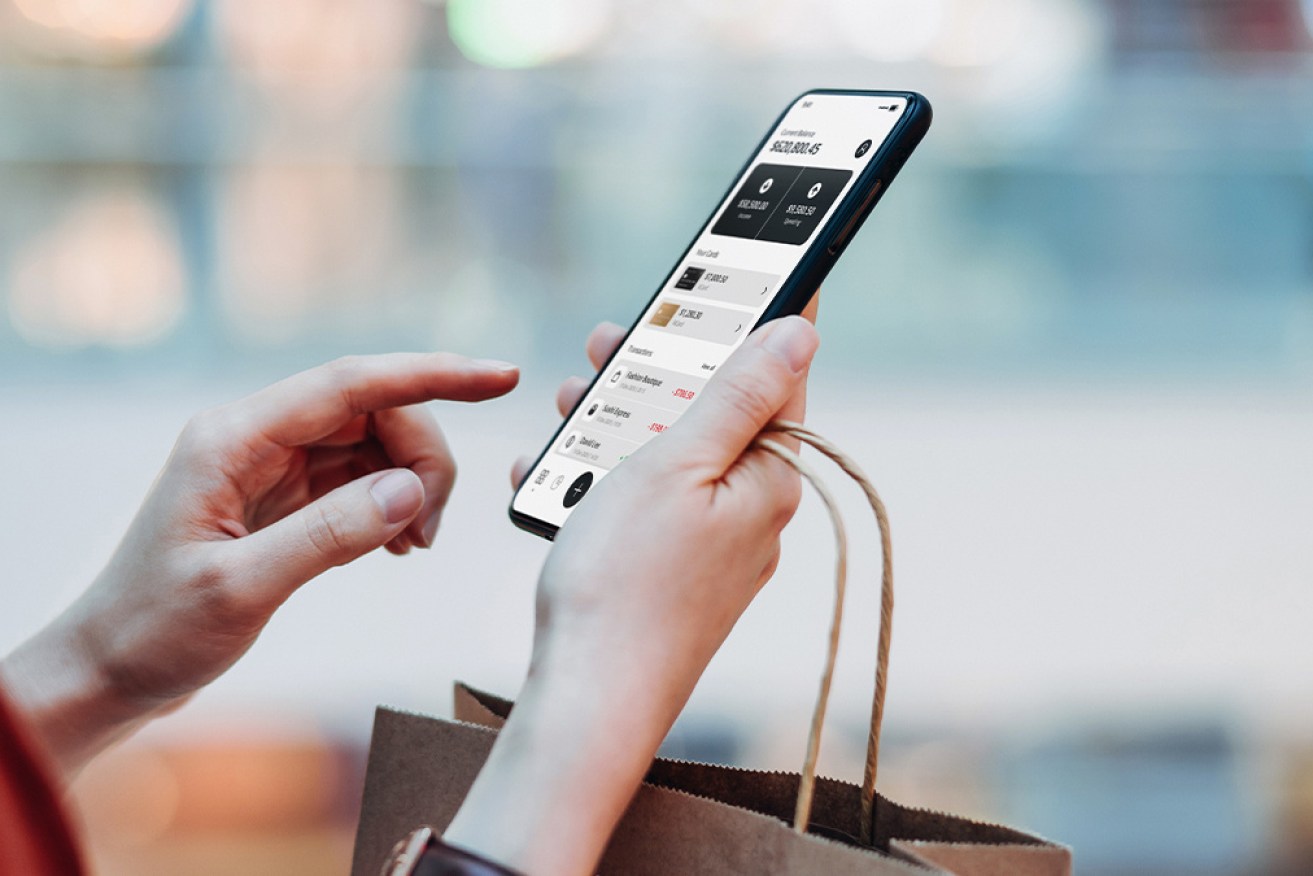 Telcos will have to better inform customers about major outages under new rules.
