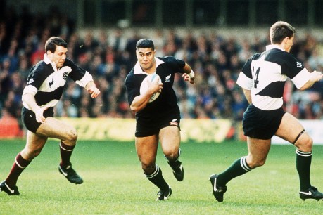 Tributes flow for dual-code rugby great Va&#8217;aiga Tuigamala