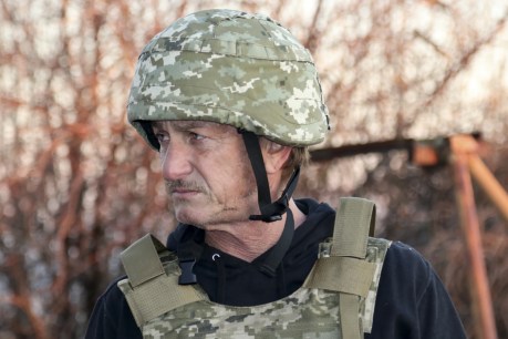 Hollywood legend Sean Penn jets into Ukraine