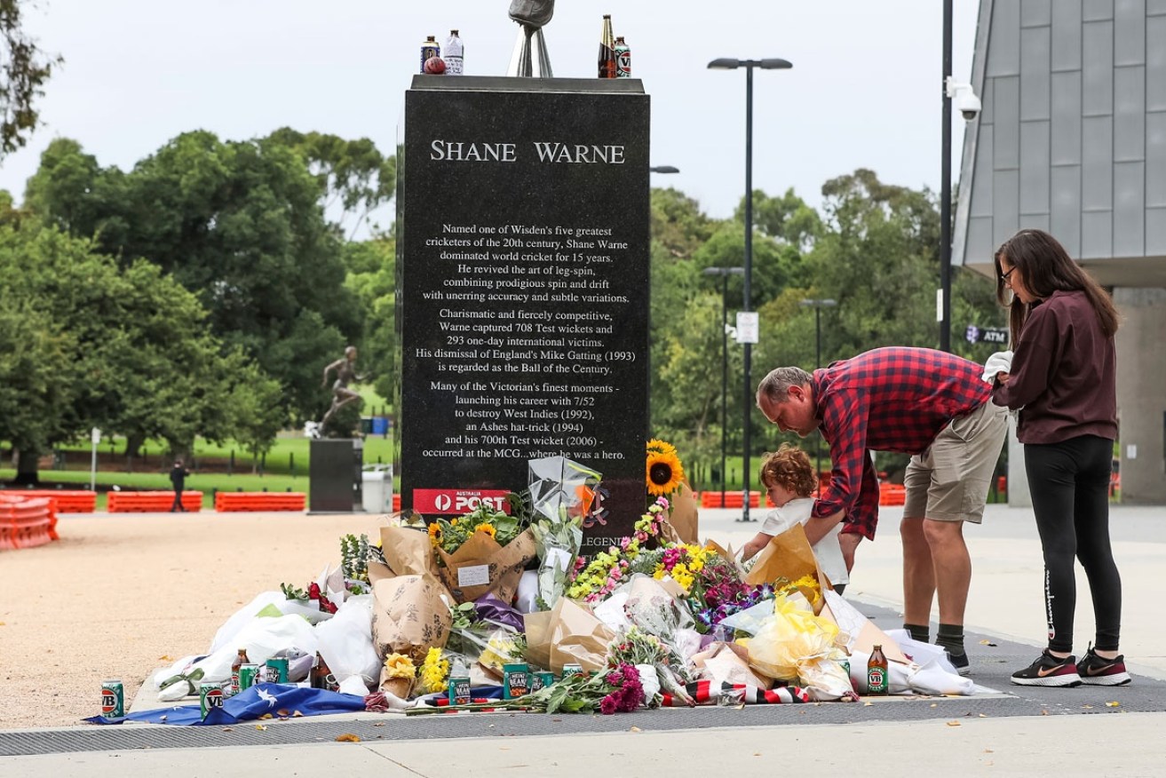 Fans turned Warne's statue at the MCG into a shrine. 
