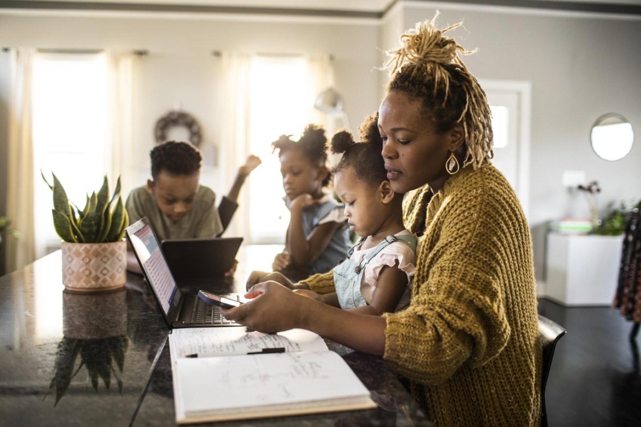 Working mums won't be seeing the gender super gap narrow any time soon.