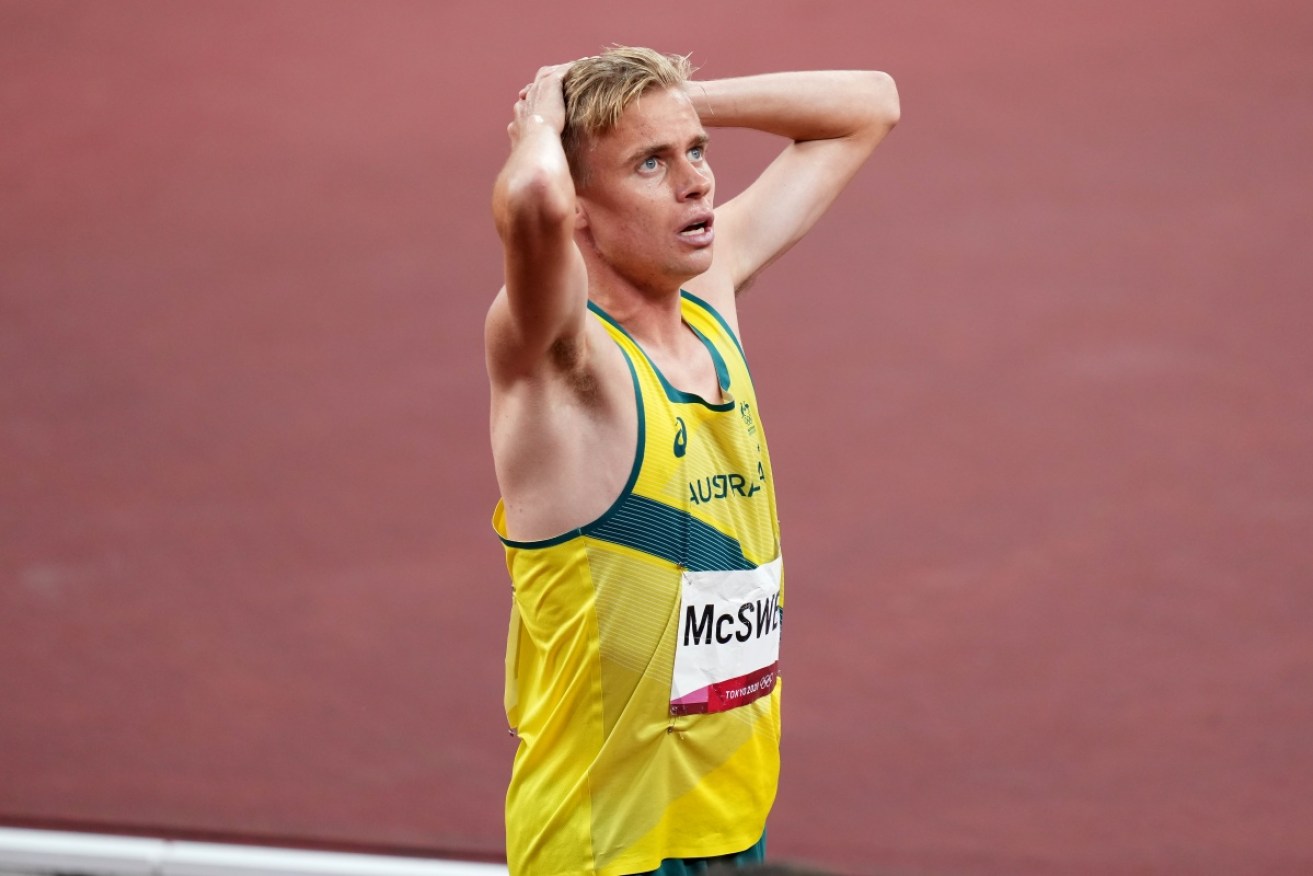 Middle-distance star Stewart McSweyn will miss the world indoor athletic championships in Belgrade.