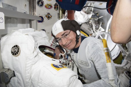 US astronaut ends record space flight