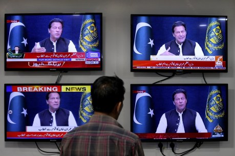 Pakistan PM Imran Khan avoids removal, seeks election