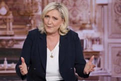 Le Pen shrugs off ‘doom-mongering’ as gap narrows