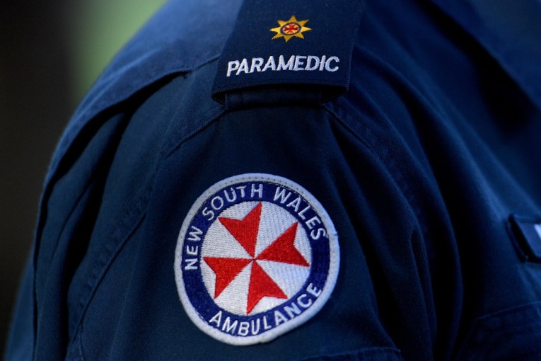 Paramedics strike despite threat of legal action