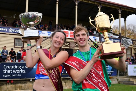 Kerr, Bull capture Stawell Gift victories
