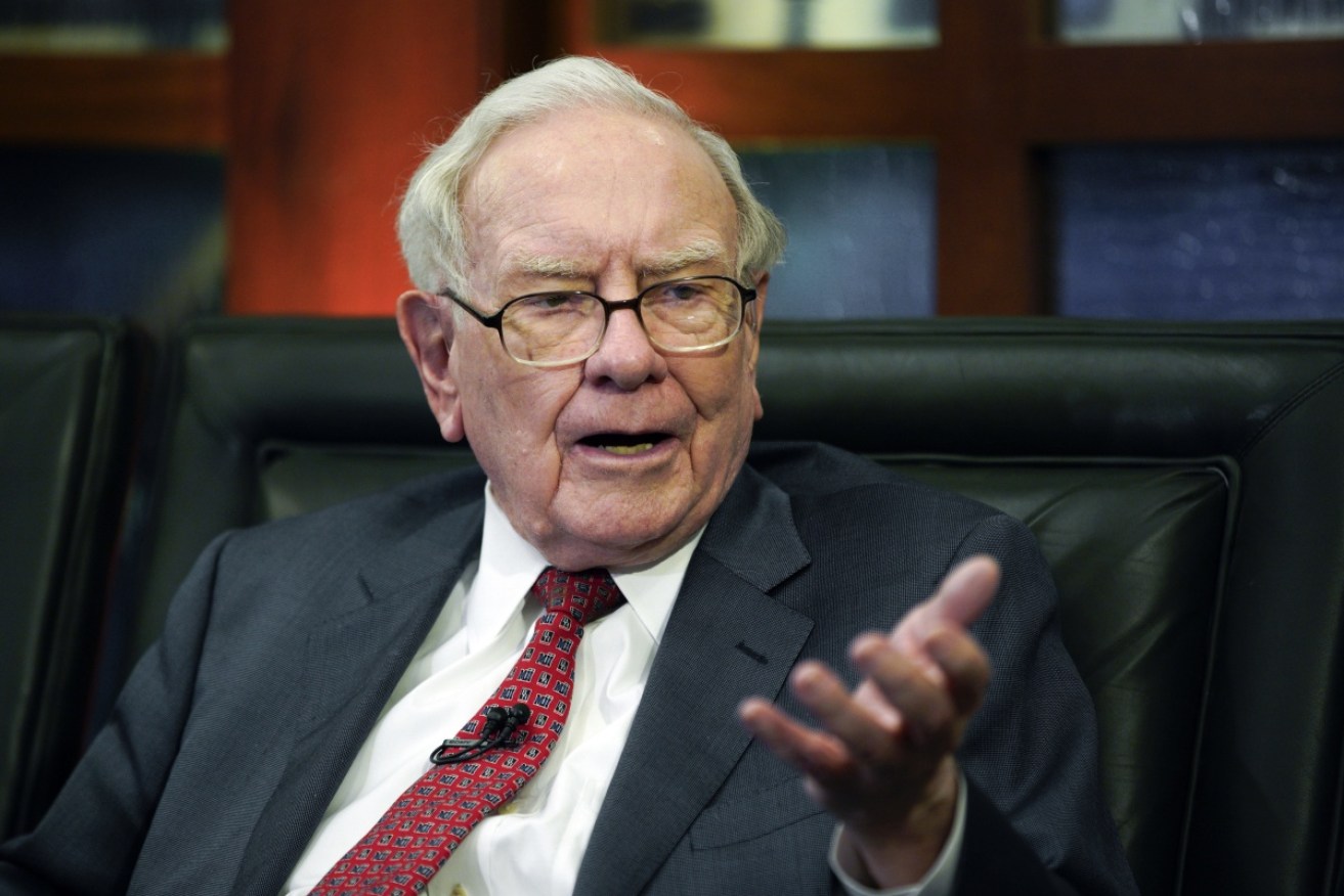 Billionaire investor Warren Buffett will auction off a private lunch for charity one last time.