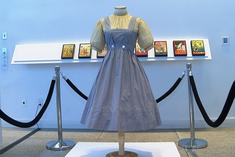 Dorothy’s ‘lost’ dress from Oz up for sale