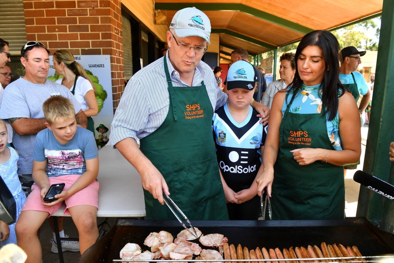 Scott Morrison has made multiple attempts to defend his cooking skills after Australians noticed he appeared to serve raw chicken for dinner.