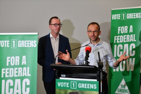 Greens prioritise push for federal ICAC