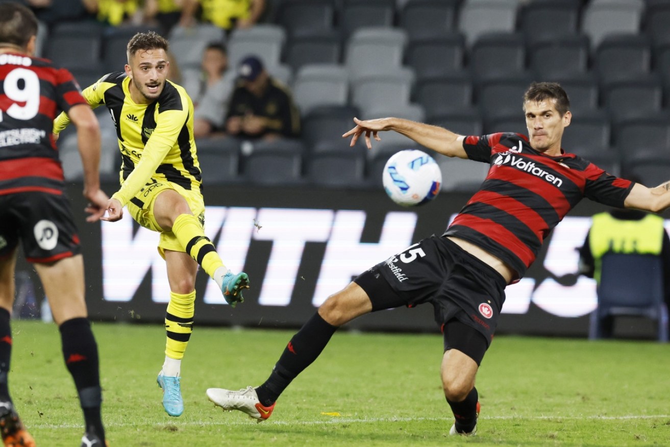 Reno Piscopo fires the goal that clinched an A-League Men finals berth for Wellington Phoenix.