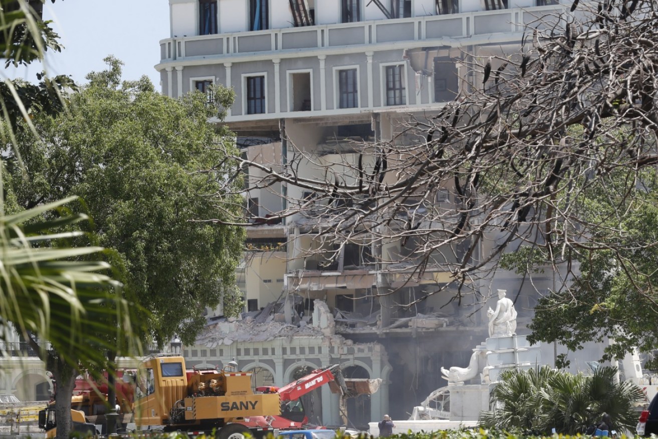 A gas leak is being blamed for the blast that destroyed Havana's Hotel Saratoga and claimed more than two dozen lives.