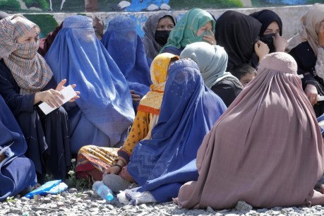 Taliban says female TV presenters must cover face