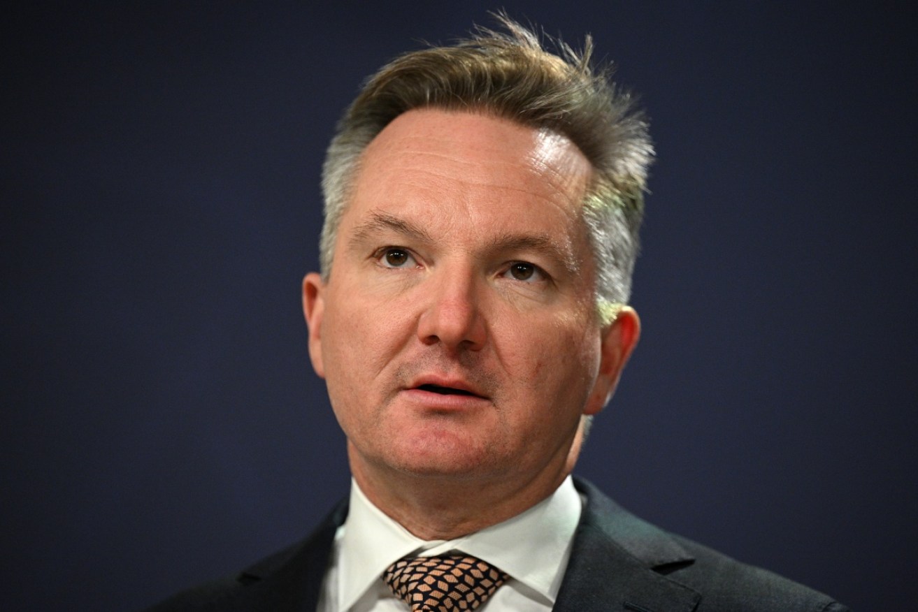 Chris Bowen will introduce a bill to enshrine the government's election climate pledges.