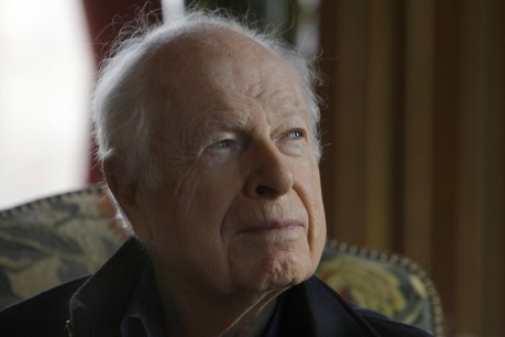 Acclaimed British director Peter Brook dies, age 97