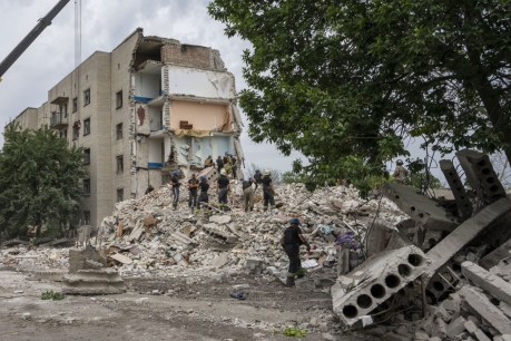 Shock as Russian rockets hits five-storey apartment building in Donetsk