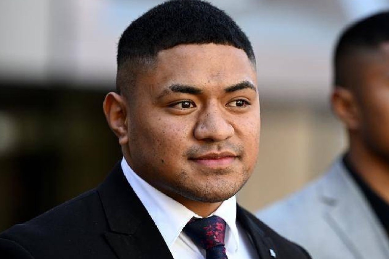 Manly hooker Manase Fainu has testified that he didn't stab anyone and still has no idea who did.
