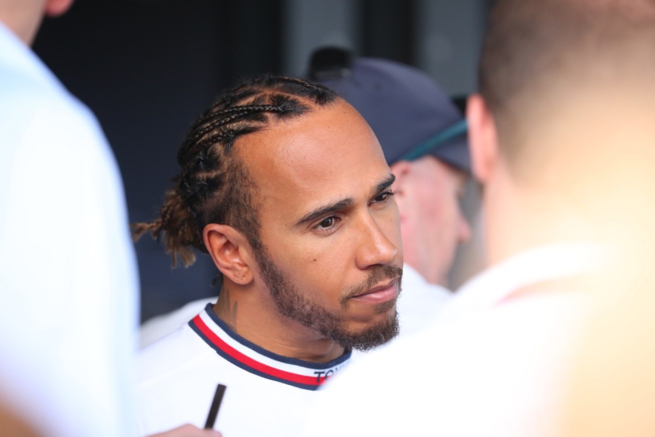 Lewis Hamilton has had a bust-up with Fernando Alonso after a Belgian Grand Prix collision.
