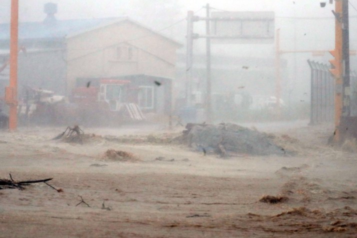Two dead as typhoon lashes South Korea