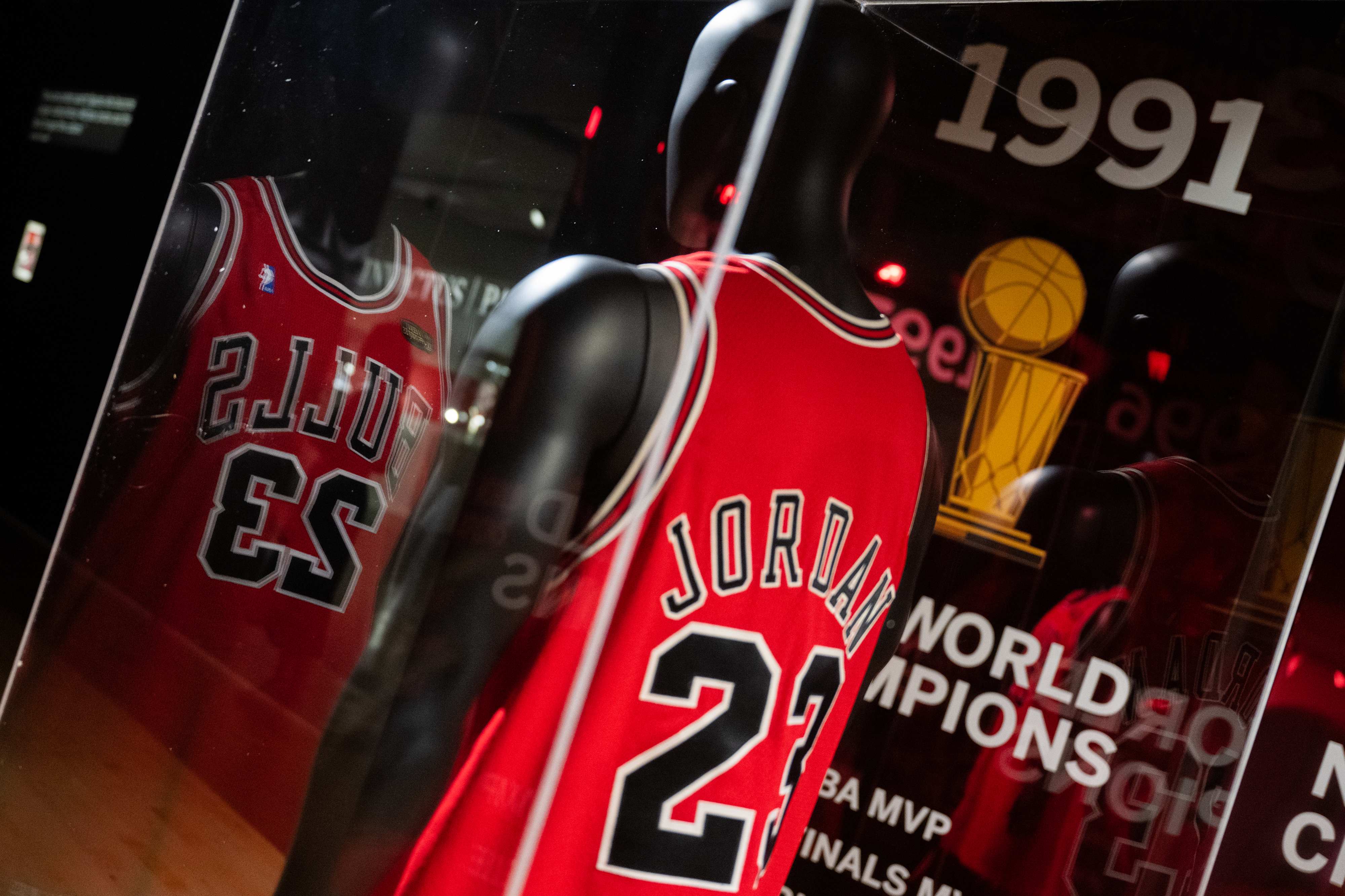 Michael Jordan's 'Last Dance' NBA Finals jersey sells for sports