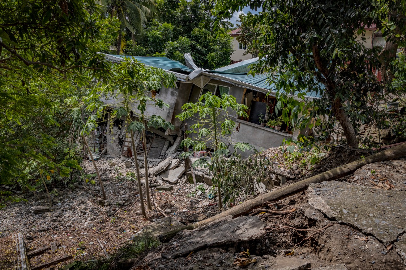 A magnitude 6.4 earthquake has hit the northern Philippines, injuring 26 people.