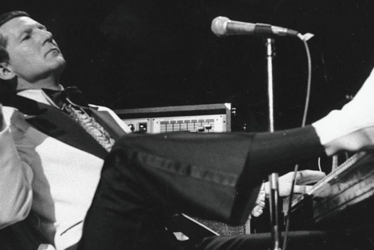 Rock 'n' roll legend Jerry Lee Lewis has died, his publicist confirms