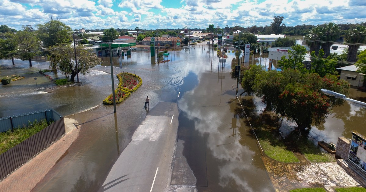 Clean-up begins as floods move downstream